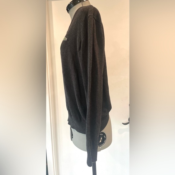 Lacoste Classic Cotton V-Neck Sweater, charcoal grey, szL, EUC - Picture 4 of 10